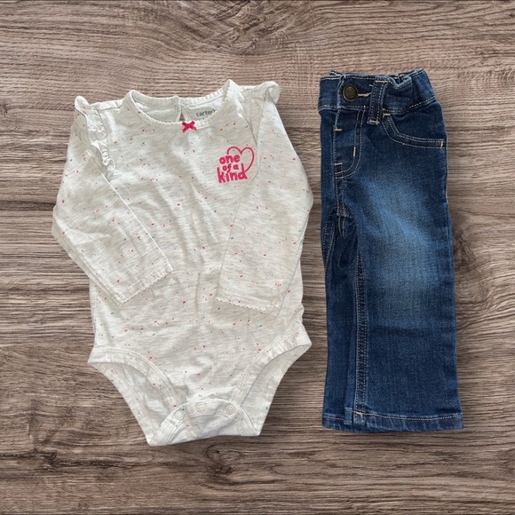 12m girls outfit. Long sleeve top and blue jeans. - Picture 1 of 5